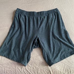 Gray men’s shorts Large